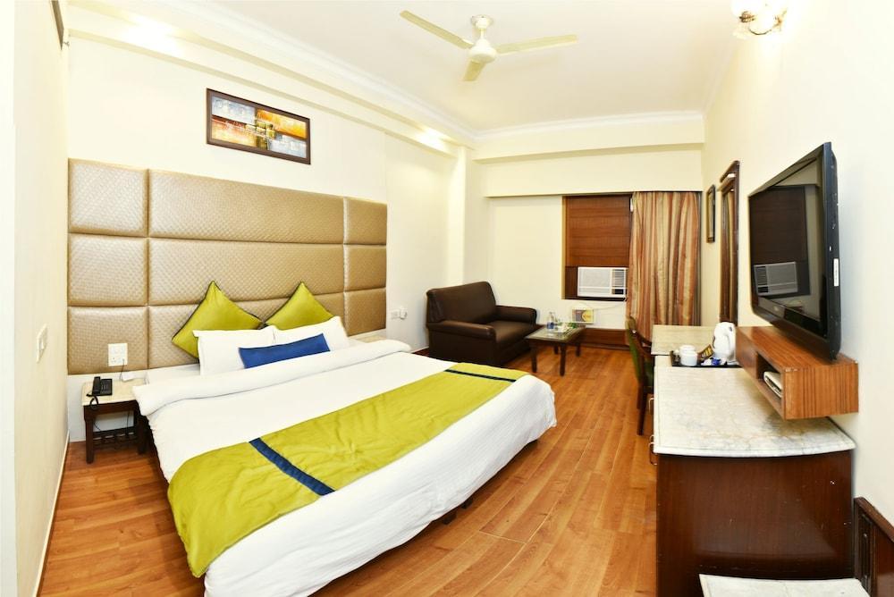 Hotel Shiraz Castle Amritsar Exterior photo